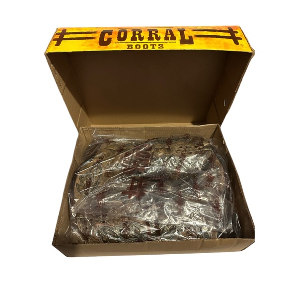 Corral Women's Weathered LD Bronze/Gold Red Wing & Cross Studs 9M - Picture 12 of 12